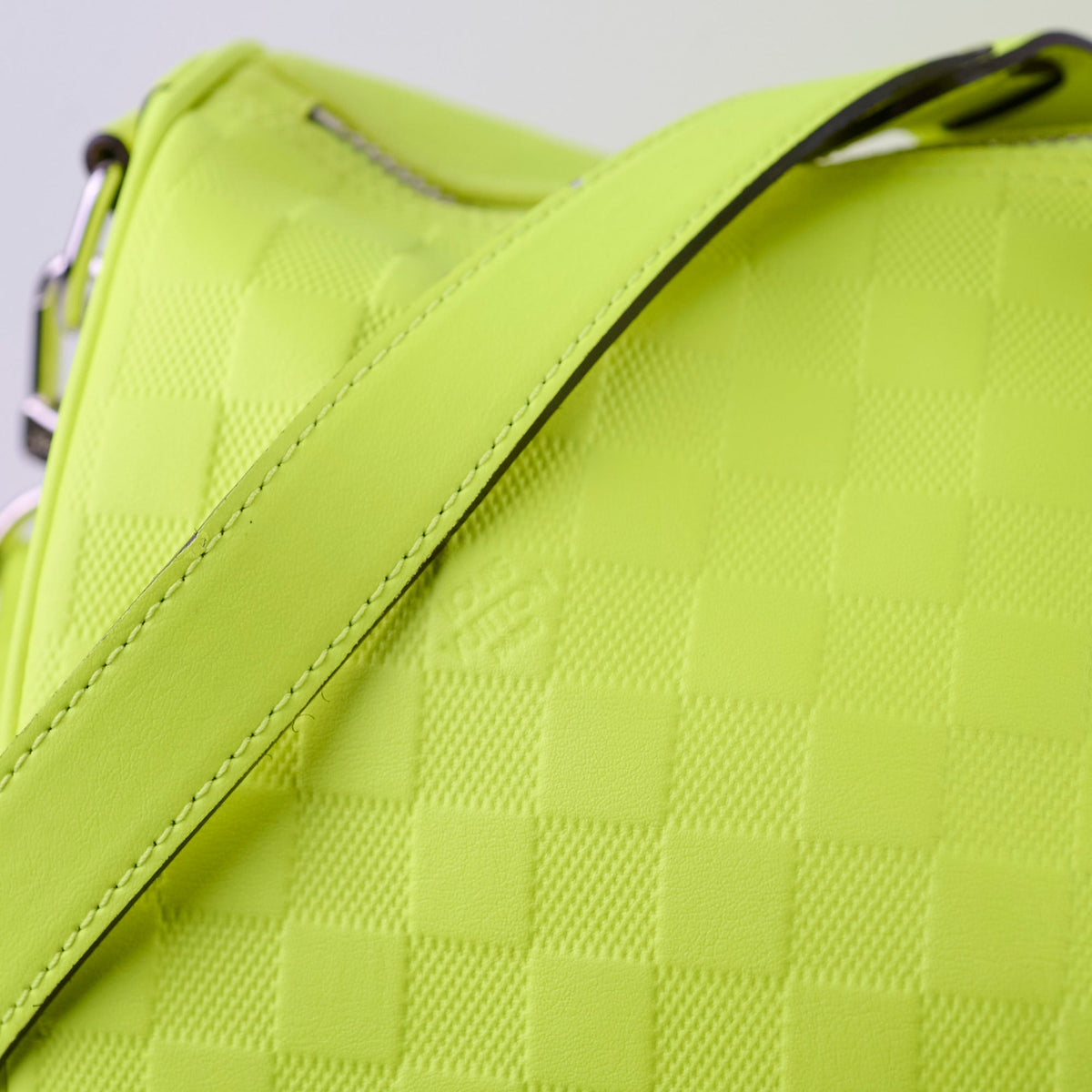 Louis Vuitton Keepall 45 Florescent Yellow - photo 6
