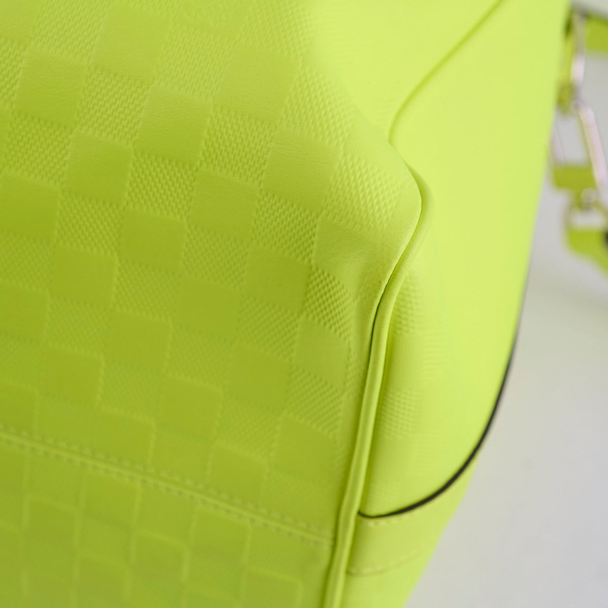 Louis Vuitton Keepall 45 Florescent Yellow - photo 16