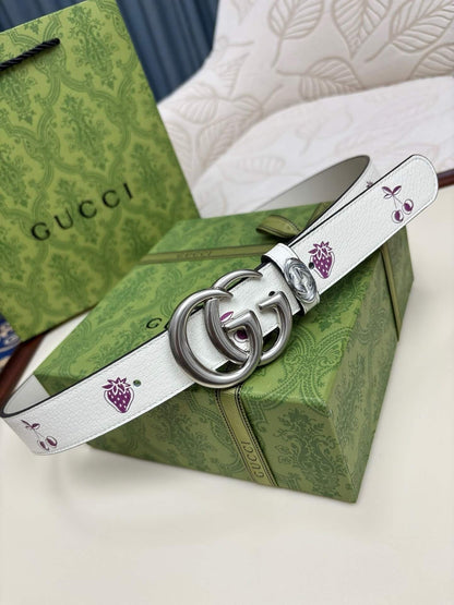 Gucci GG Marmont Thin Belt - White Leather with Strawberry & Cherry Print - photo 2