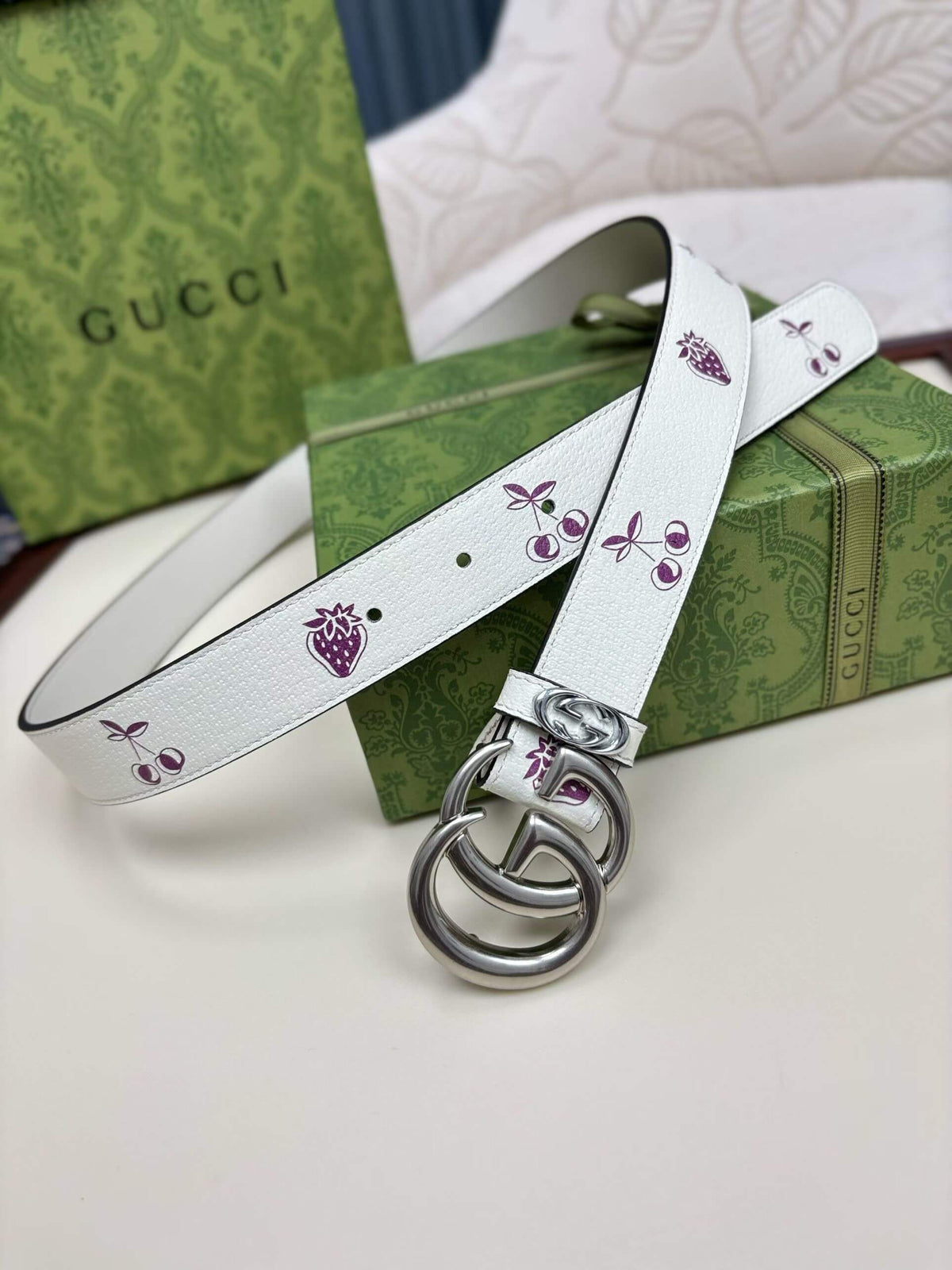 Gucci GG Marmont Thin Belt - White Leather with Strawberry & Cherry Print - photo 5