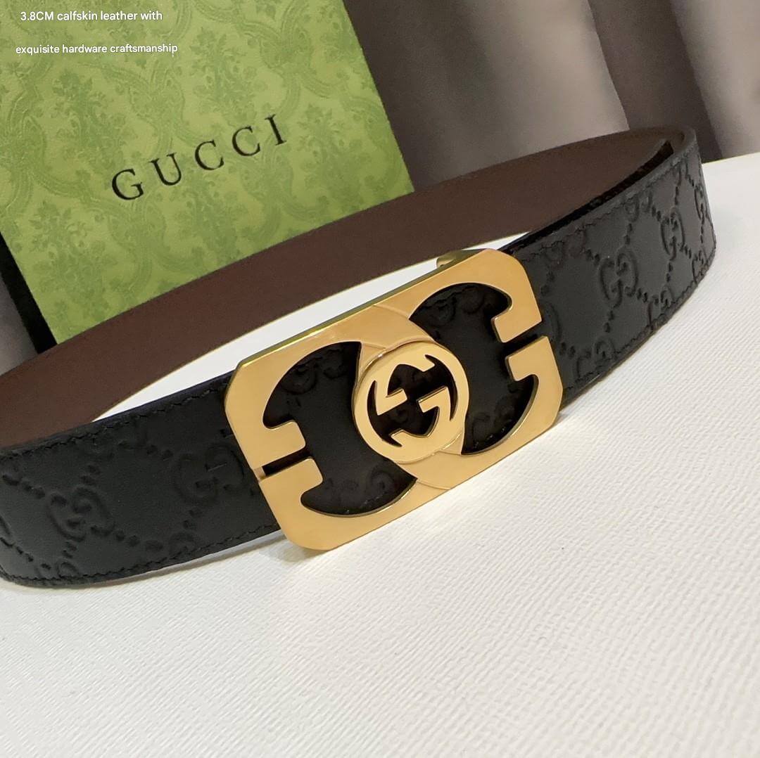 Gucci Signature Black Leather Belt with Cut-Out Gold Interlocking G Plaque Buckle - photo 2