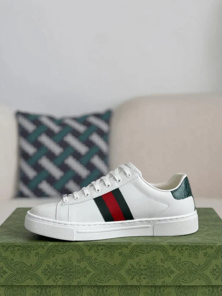 Gucci Ace Sneaker – White Leather with Embroidered Bee - image 3