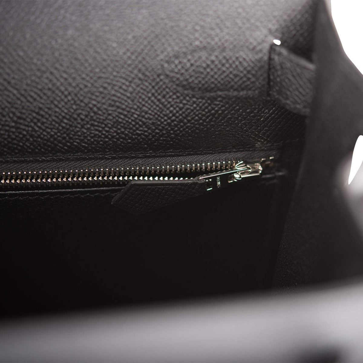 Hermes Black Epsom Sellier Kelly 28cm Palladium Hardware - image 9
