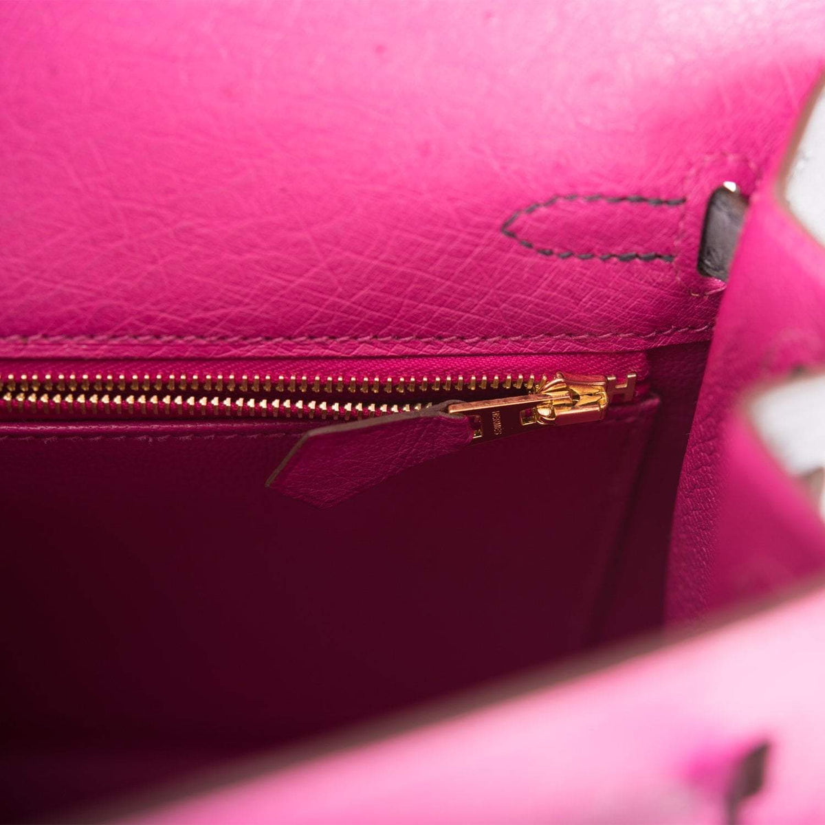 Hermes Horseshoe Stamp (HSS) Bi-Color Rose Pourpre and Gris Agate Ostrich Sellier Kelly 25cm Brushed Gold Hardware - image 9