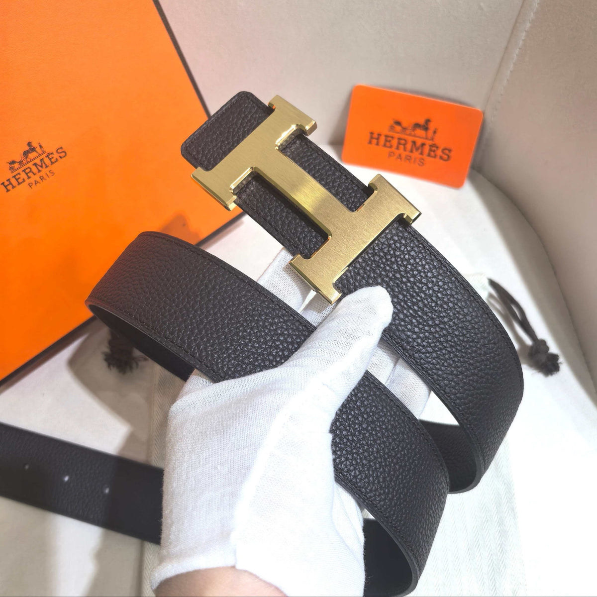 Hermès Black Leather Constance Buckle Belt - Brushed Gold Hardware - photo 5