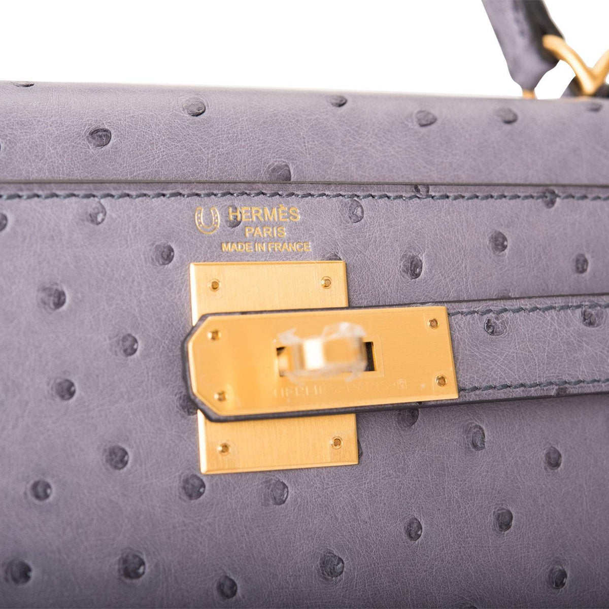 Hermes Kelly 28cm Bi-Color Gris Agate and Gris Perle Ostrich Sellier Brushed Gold Hardware - image 7