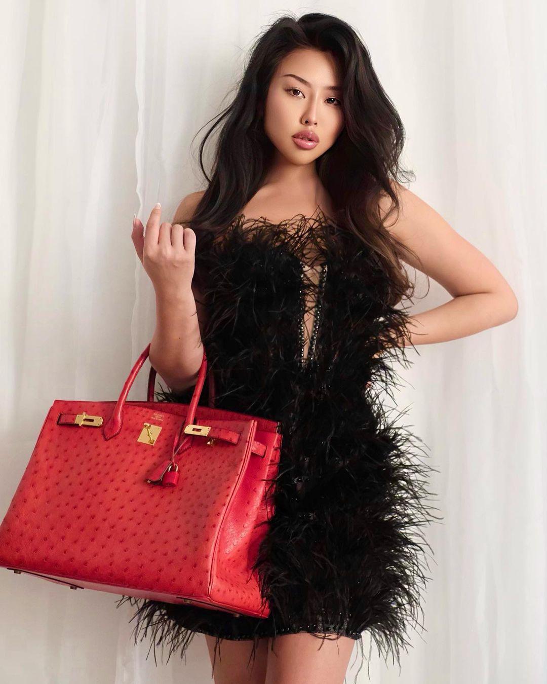 Hermes Birkin 40 Rouge Vif Ostrich with Gold Hardware - 1993, W Circle - image 16