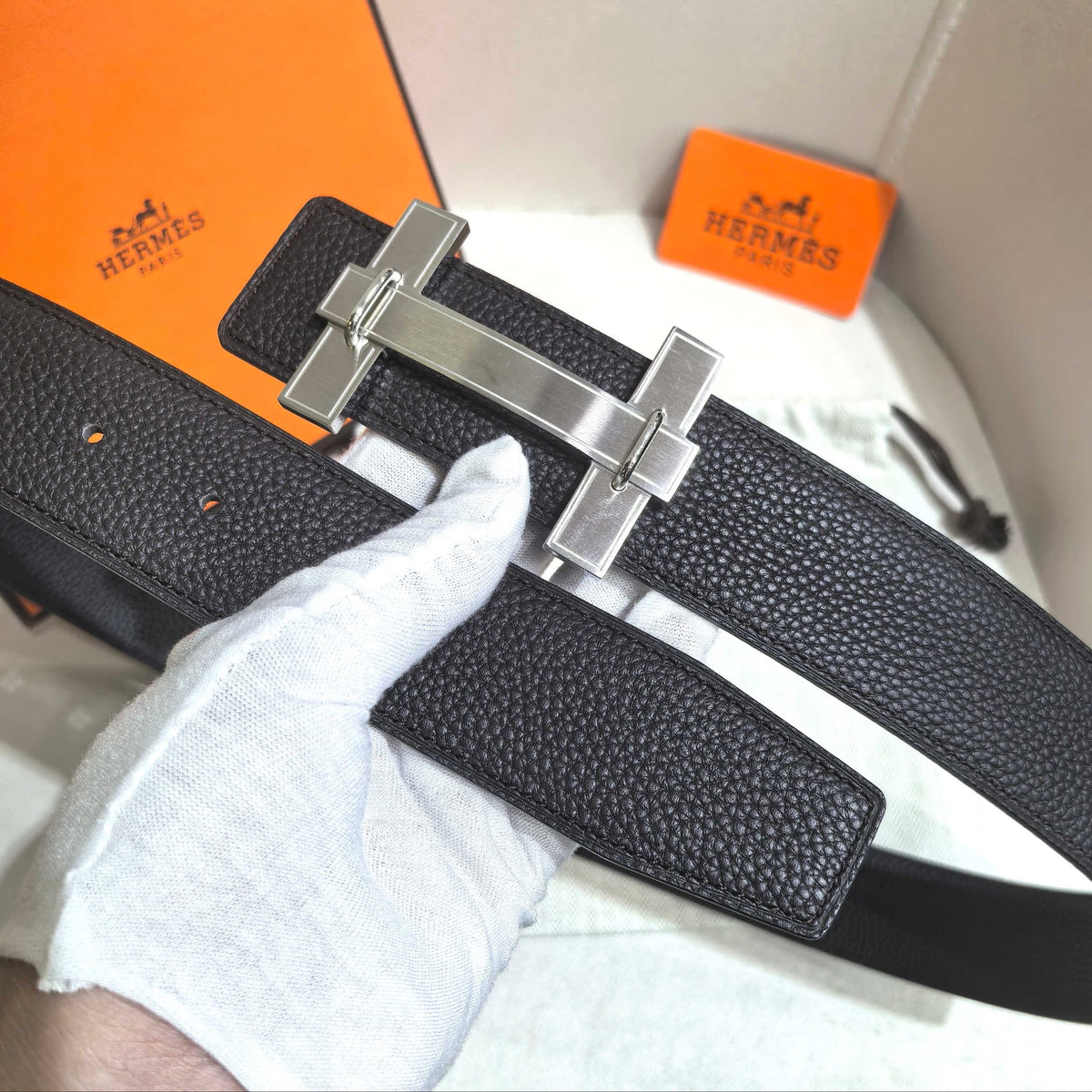 Hermès H au Carre Belt Buckle & Reversible Leather Strap 32 mm - All Black Edition - photo 5