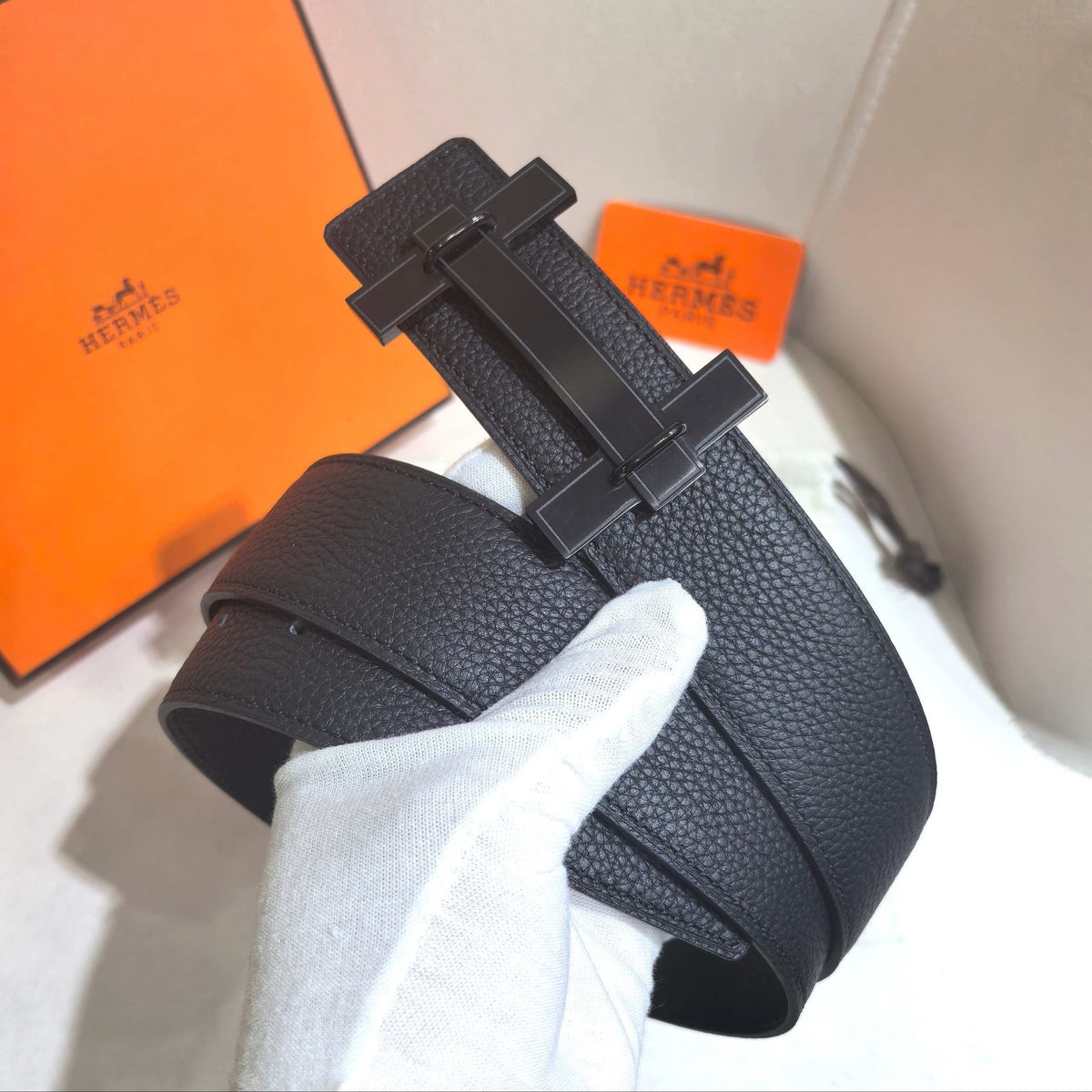 Hermès H au Carre Belt Buckle & Reversible Leather Strap 32 mm - All Black PVD - photo 1