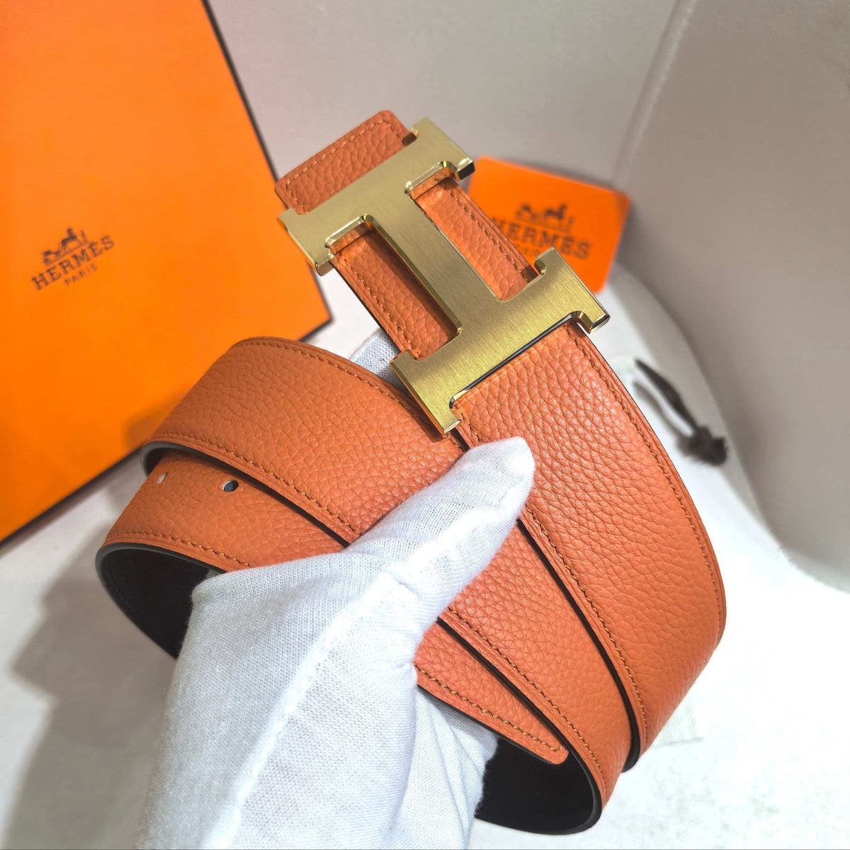 Hermès H au Carre Belt Buckle & Reversible Leather Strap 32 mm - Orange & Black - photo 1