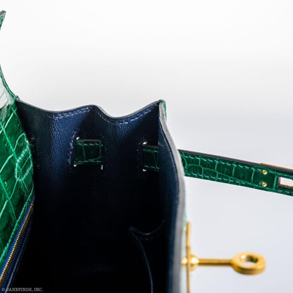 Hermes Kelly 25 HSS Sellier Emerald Nilo Crocodile & Cassis Brushed Gold Hardware - 2018, C - image 6