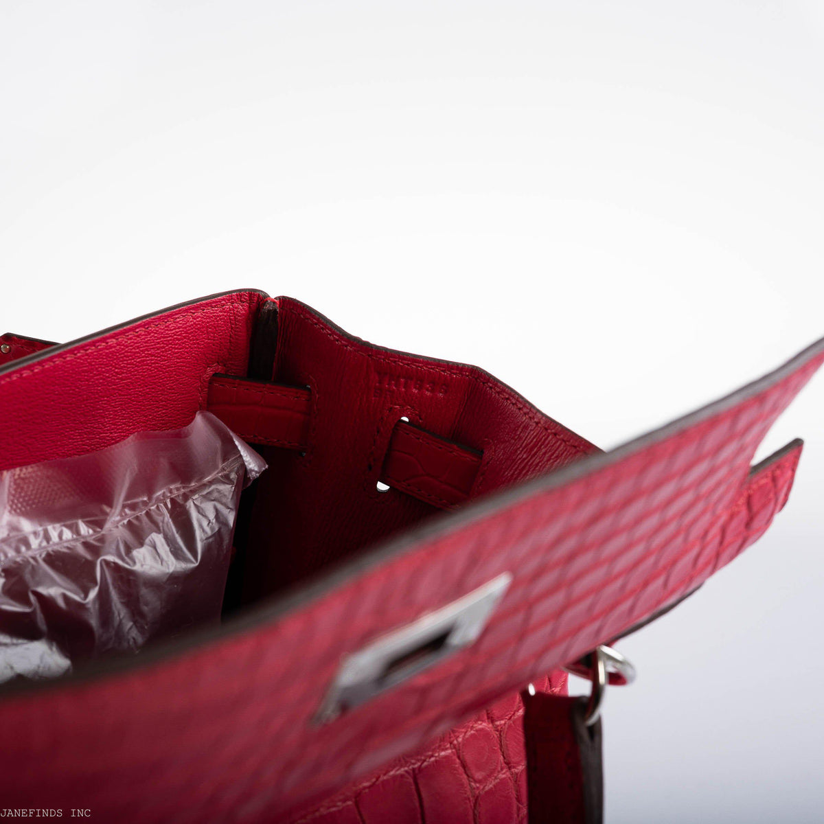 Hermes Kelly 28 Retourne Rose Extreme Matte Alligator with Palladium Hardware - 2020, Y - image 9