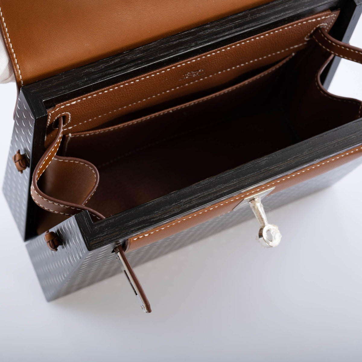 Hermes Kelly Wood 22 Bog Oak, Aluminum & Barenia with Palladium Hardware - 2021, Z - image 11