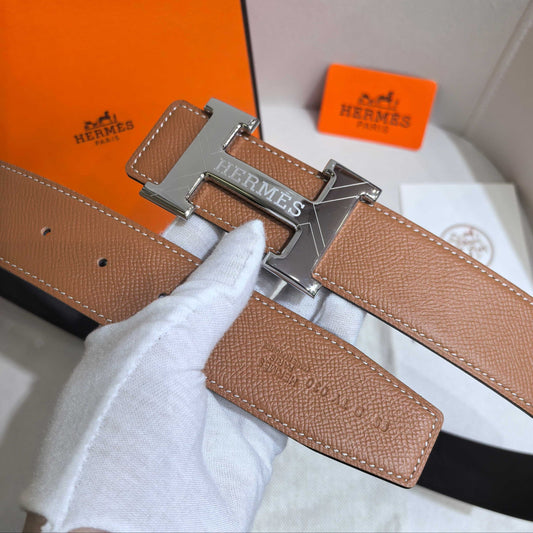Hermès Reversible Leather Strap 32 mm Belt - Silver H Buckle - photo 2