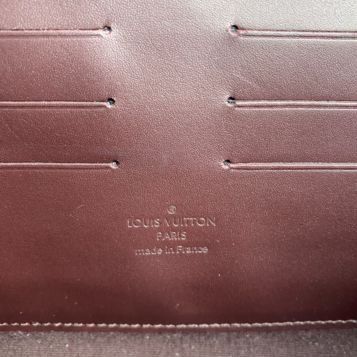Louis Vuitton Rossmore Vernis Leather Amarante Bag - photo 8