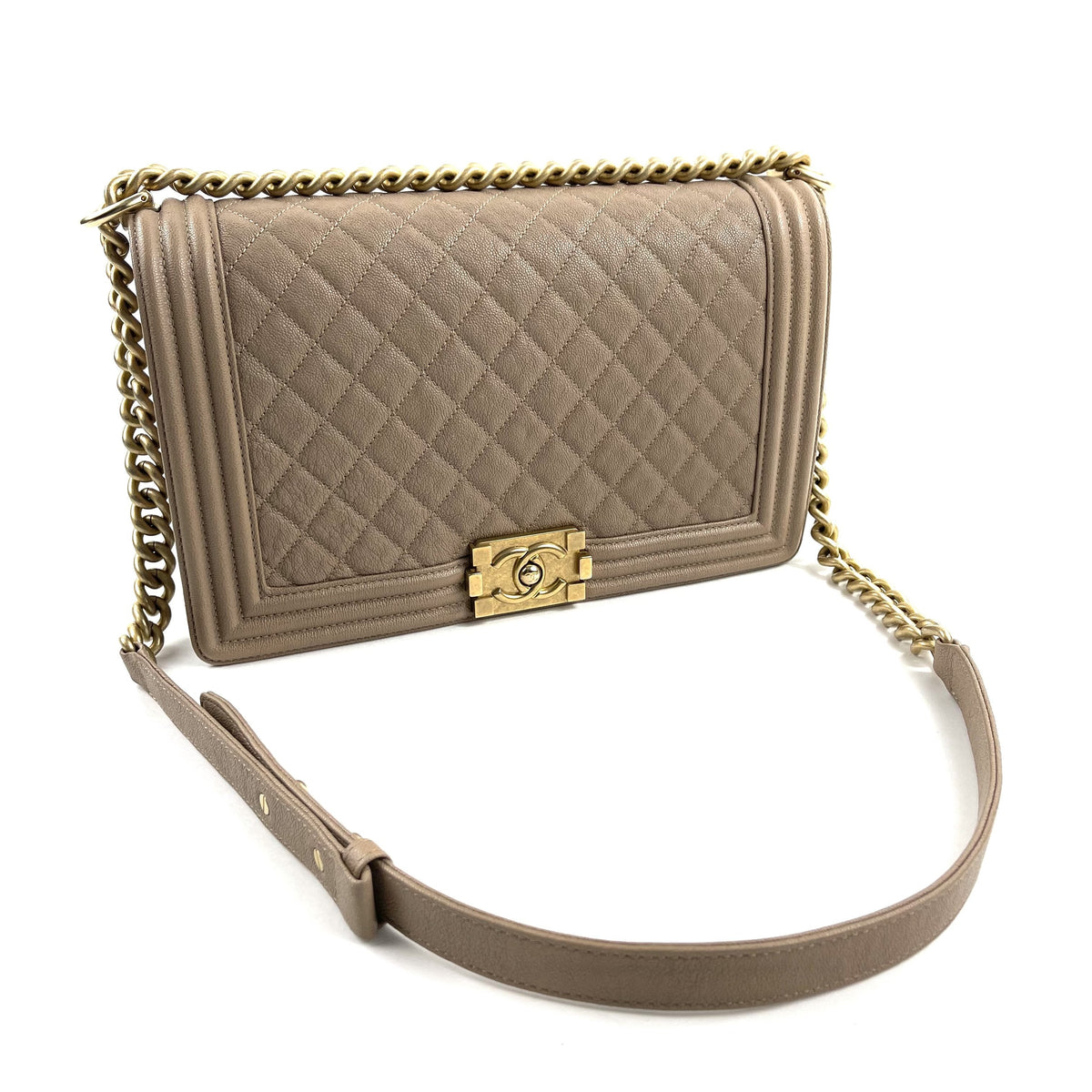 Chanel Large Quilted Caviar Boy Bag - Nude - photo 2