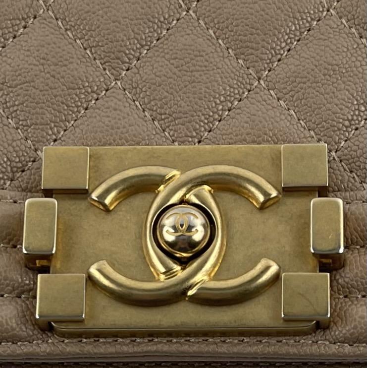 Chanel Large Quilted Caviar Boy Bag - Nude - photo 4