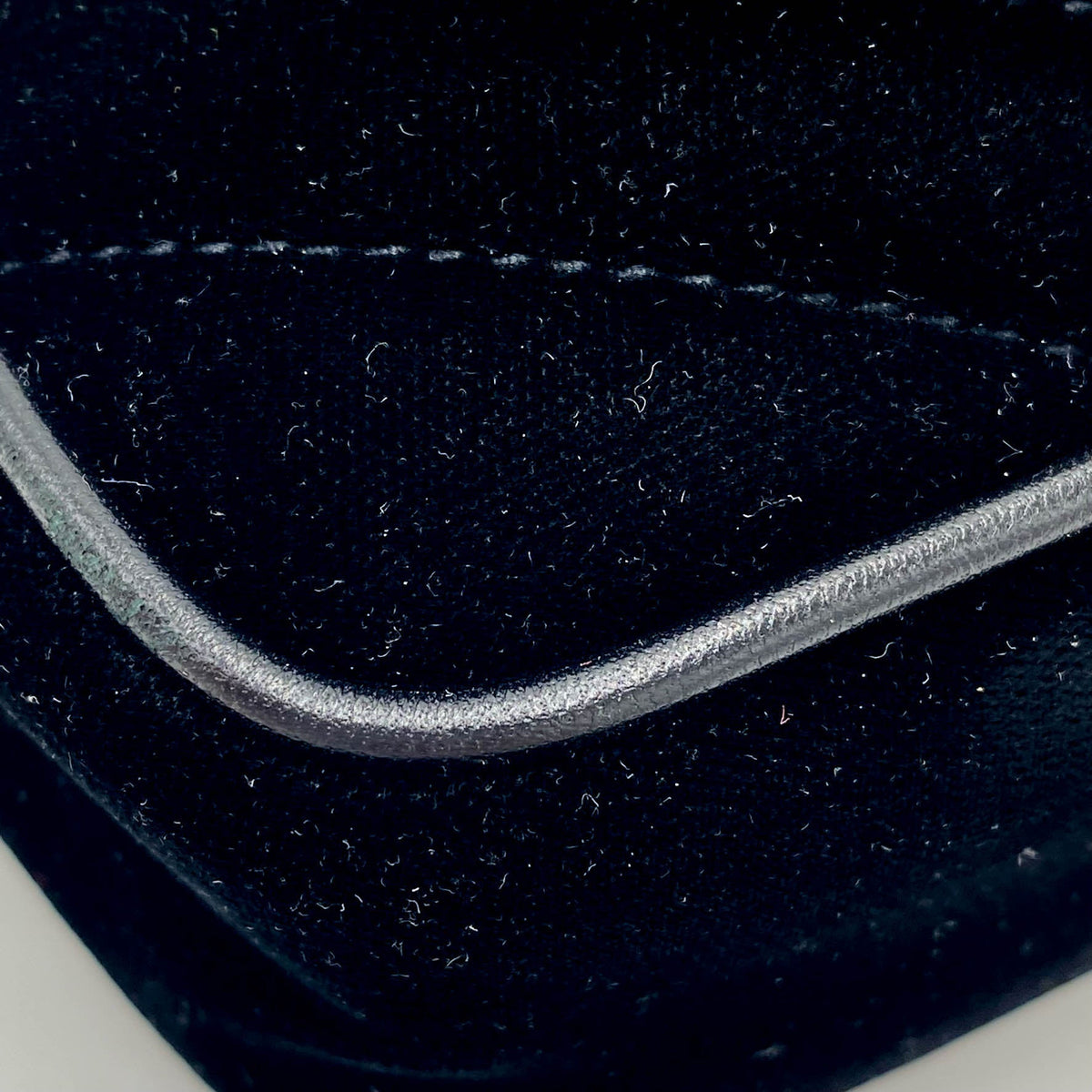 Saint Laurent Monogram Lou Camera Matelasse Black Velvet Shoulder Bag - image 9