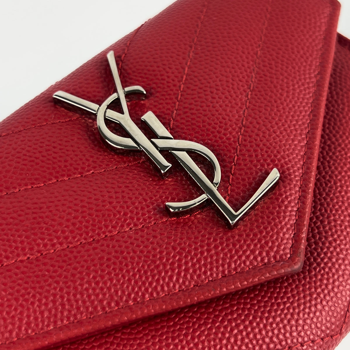 Saint Laurent Matelasse Small Envelope Wallet Red - photo 14