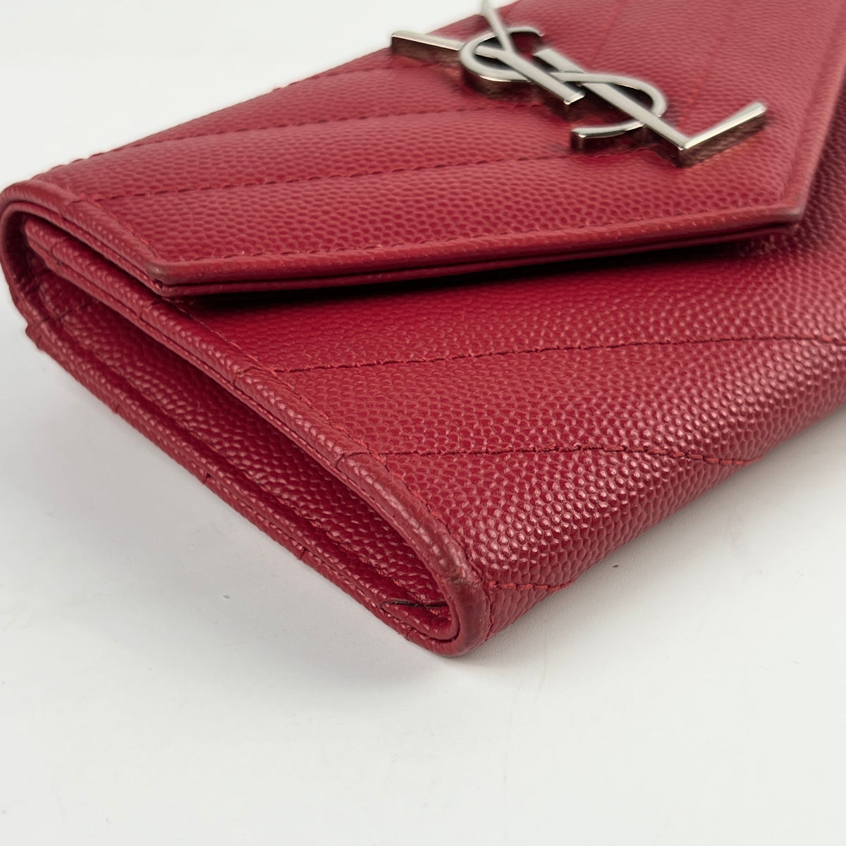 Saint Laurent Matelasse Small Envelope Wallet Red - photo 11