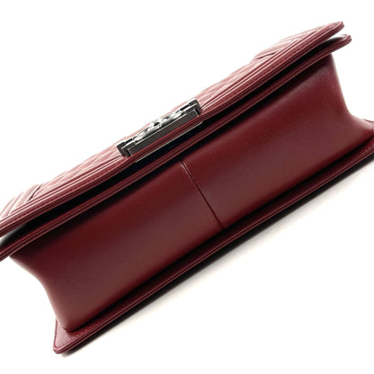 Chanel Medium Boy Bag - Red - photo 5