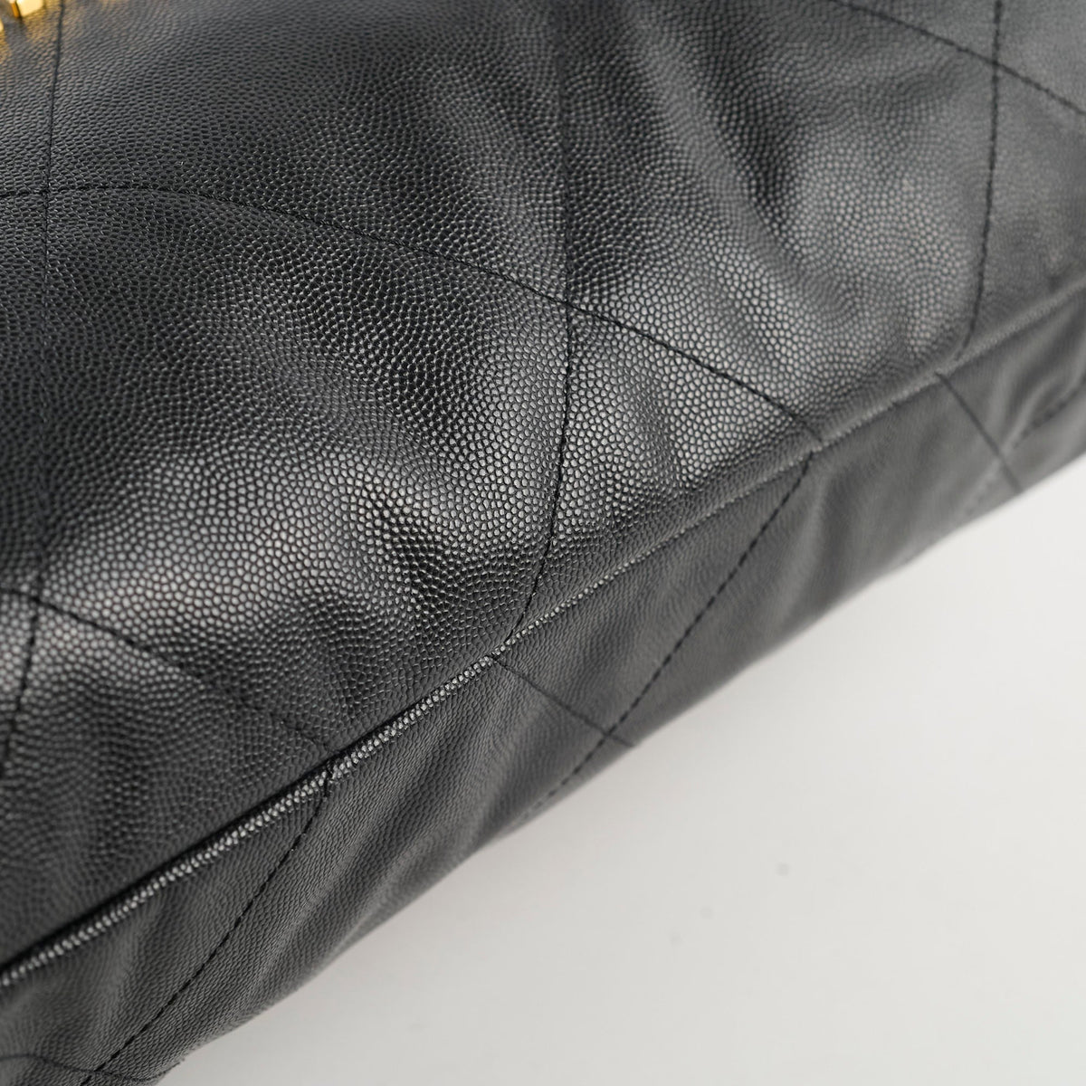 Chanel Caviar Medium 22 Black Microchipped 2024 - photo 8