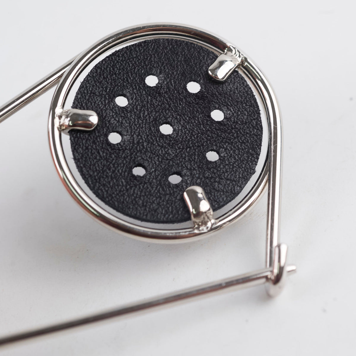 Loewe Button Brooch Silver/Black - photo 2
