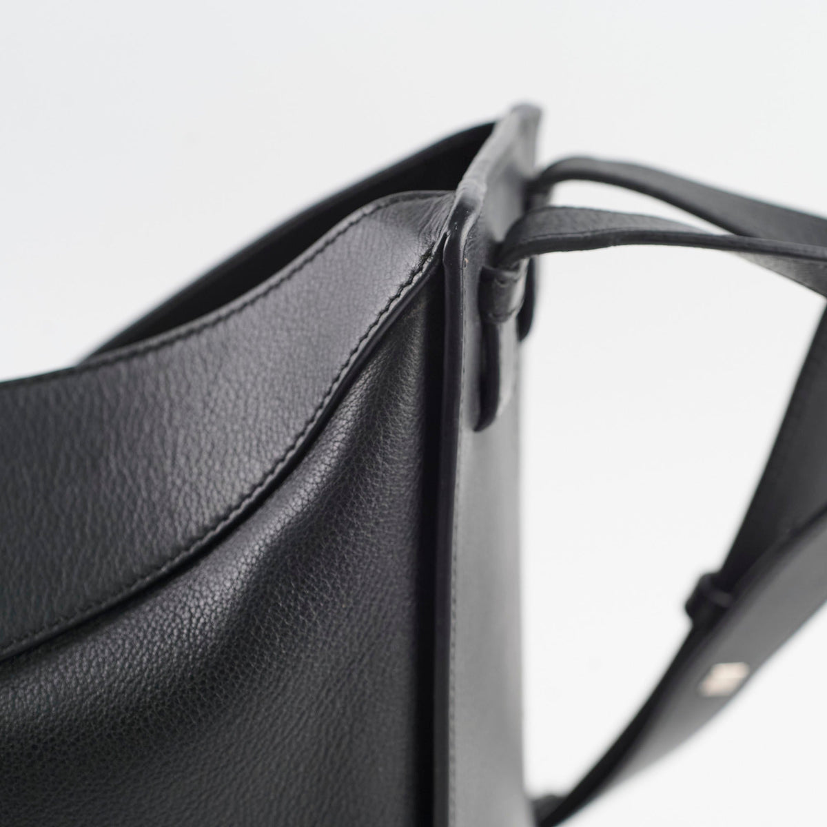 Loewe Hammock Small Black - photo 16