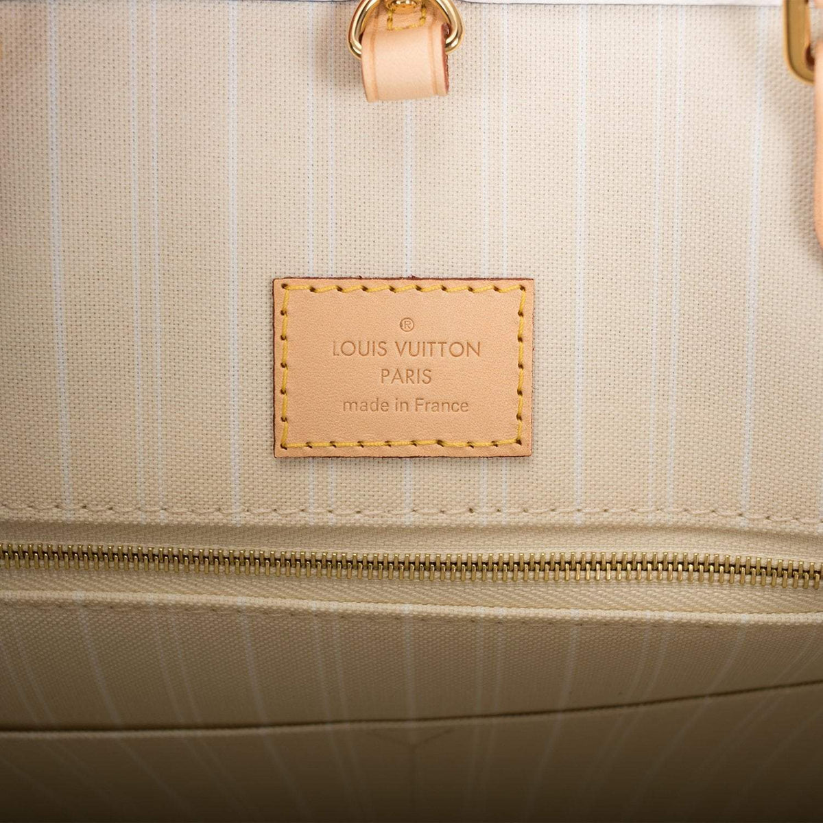 Louis Vuitton OnTheGo GM Blue - image 7