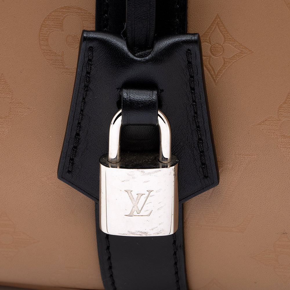 Louis Vuitton Cuir Plume Very MM Tote - photo 9