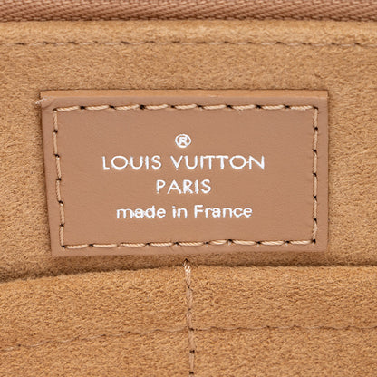 Louis Vuitton Cuir Plume Very MM Tote - image 8