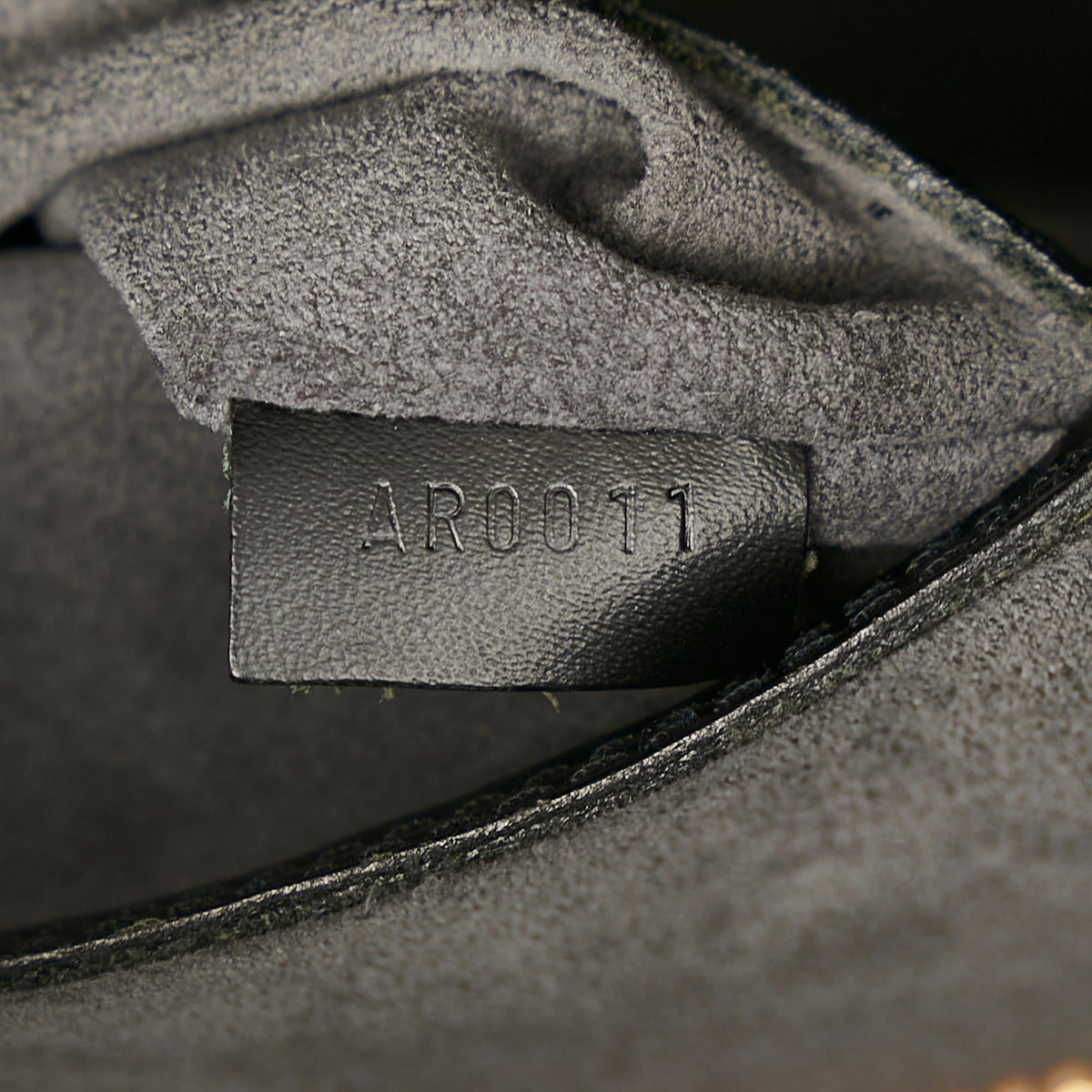 Louis Vuitton Epi Alma PM - image 8