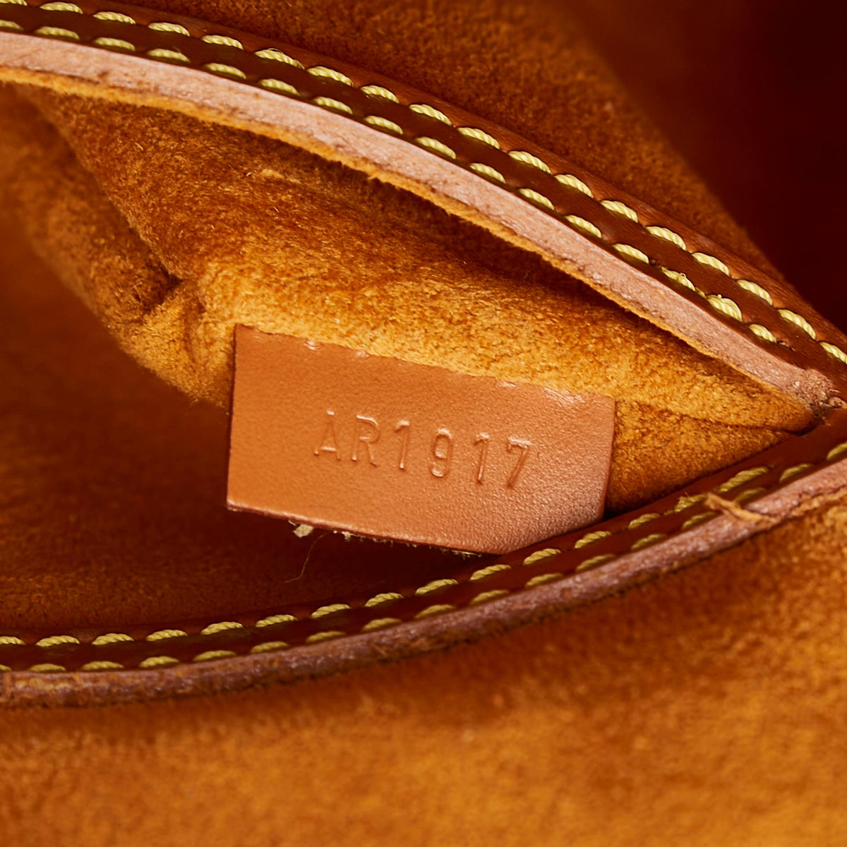 Louis Vuitton Epi Alma PM - photo 8