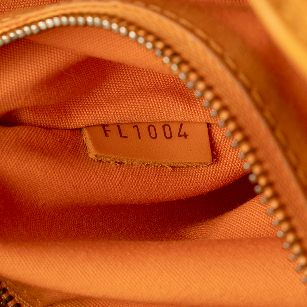 Louis Vuitton Epi Leather Mandara MM Shoulder Bag - image 6