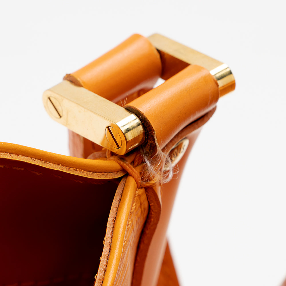 Louis Vuitton Epi Leather Mandara MM Shoulder Bag - image 10