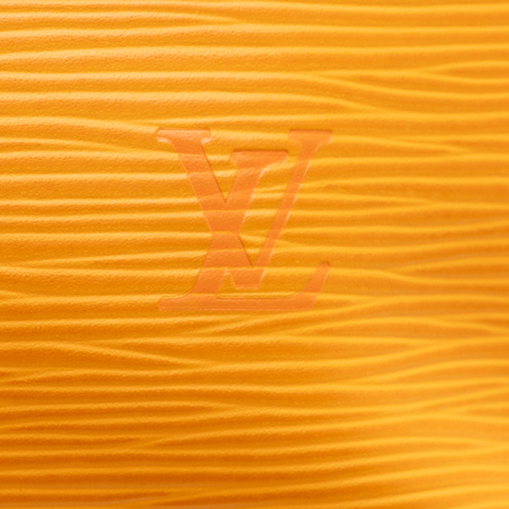 Louis Vuitton Epi Leather Mandara MM Shoulder Bag - photo 9