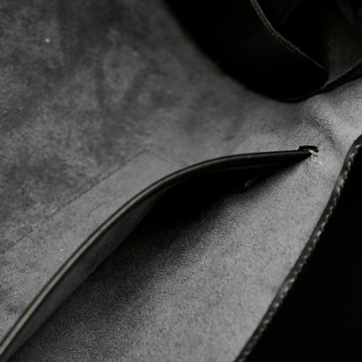 Louis Vuitton Epi Nocturne GM - photo 8