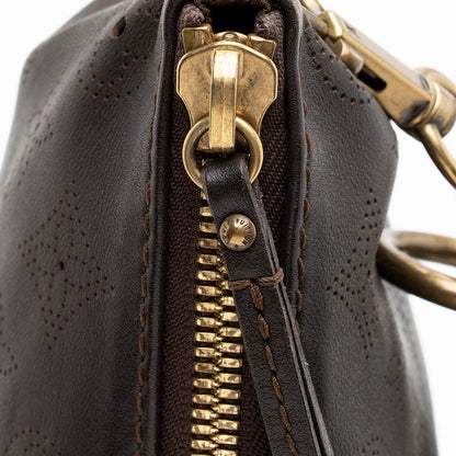 Louis Vuitton Limited Edition Leather Monogram Onatah Pochette Shoulder Bag - image 9