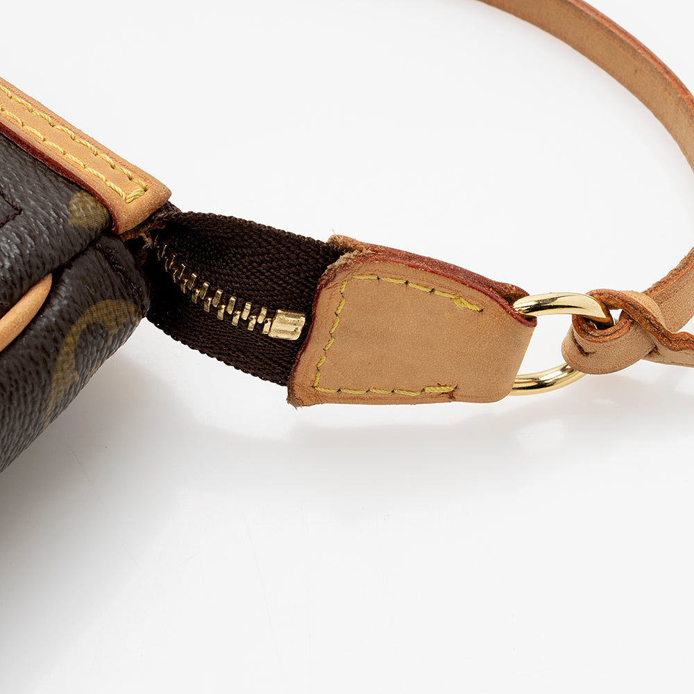 Louis Vuitton Limited Edition Monogram Canvas Riveting Pochette Accessoires - image 12