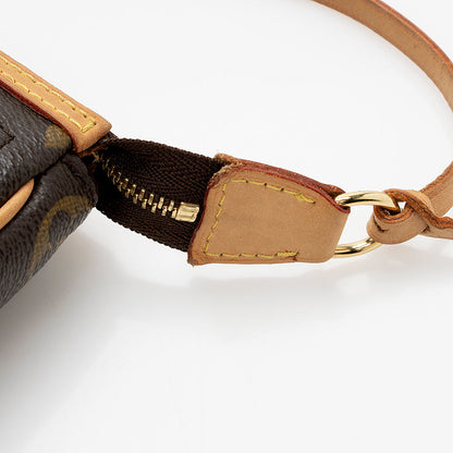 Louis Vuitton Limited Edition Monogram Canvas Riveting Pochette Accessoires - image 12