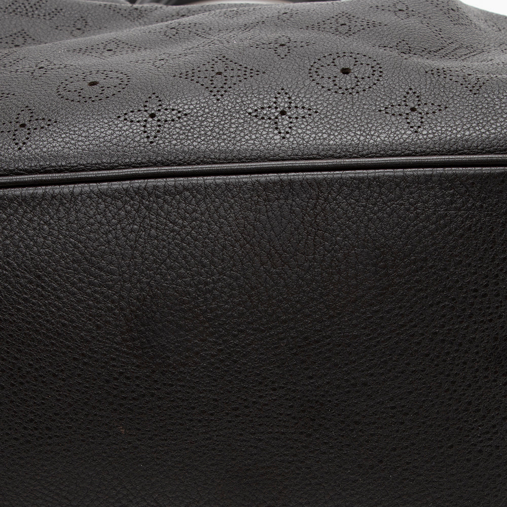 Louis Vuitton Mahina Leather L Hobo - photo 13