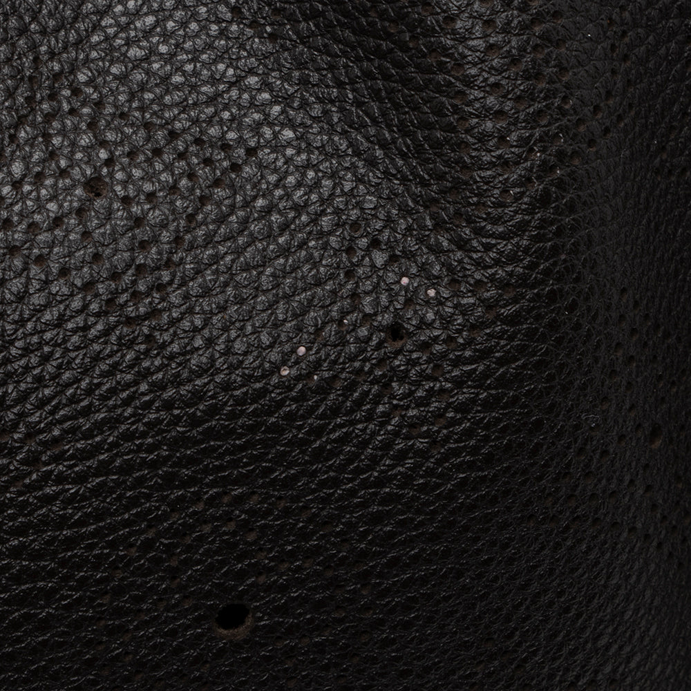 Louis Vuitton Mahina Leather L Hobo - photo 14
