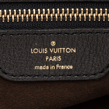 Louis Vuitton Mahina Leather L Hobo - photo 8