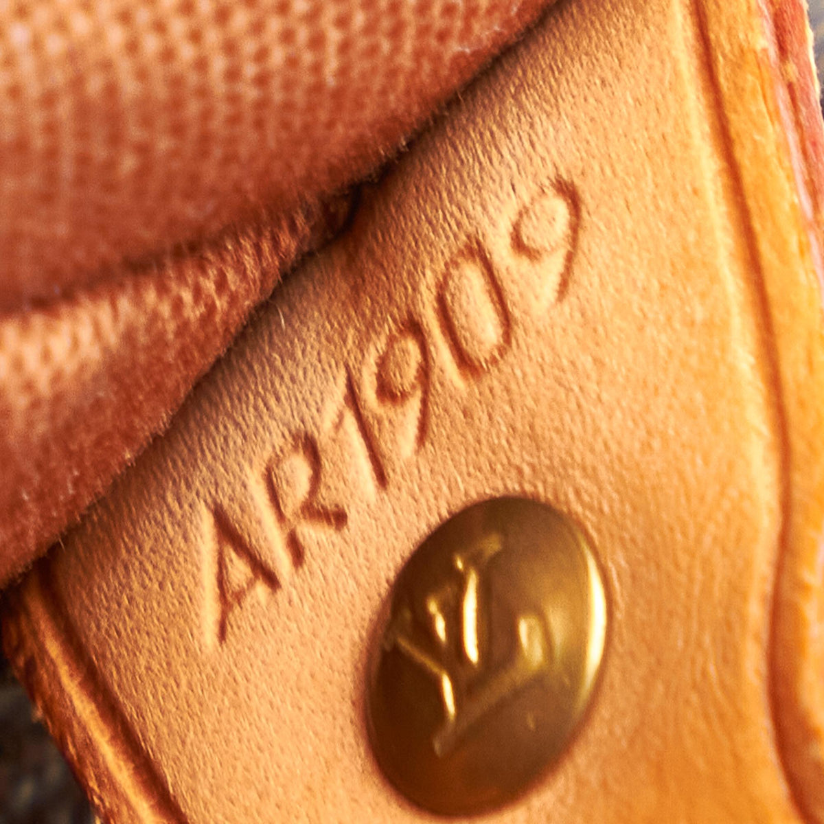 Louis Vuitton Monogram Cabas Mezzo - image 8
