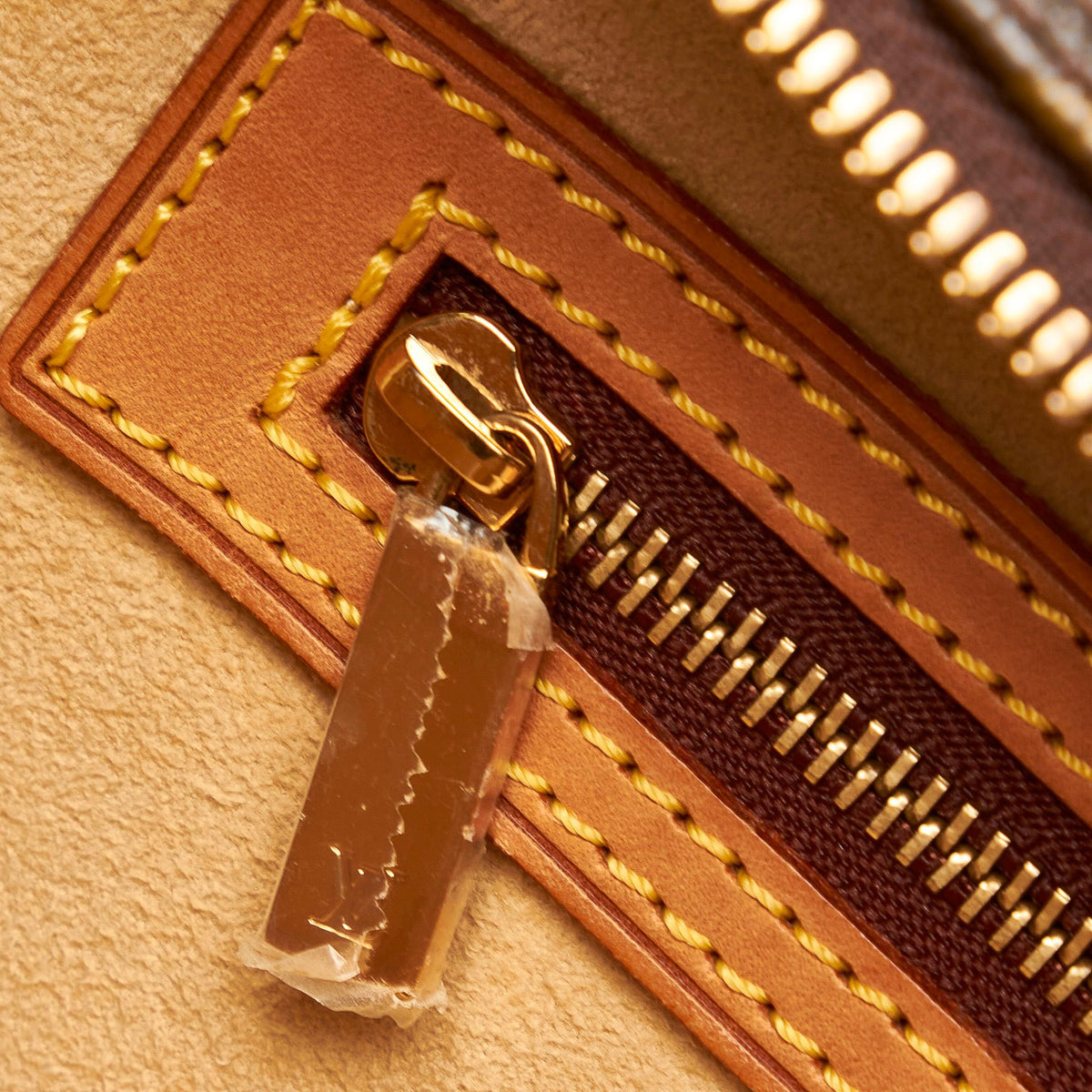 Louis Vuitton Monogram Cite GM - photo 9