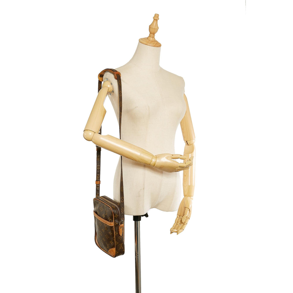 Louis Vuitton Monogram Danube - image 5