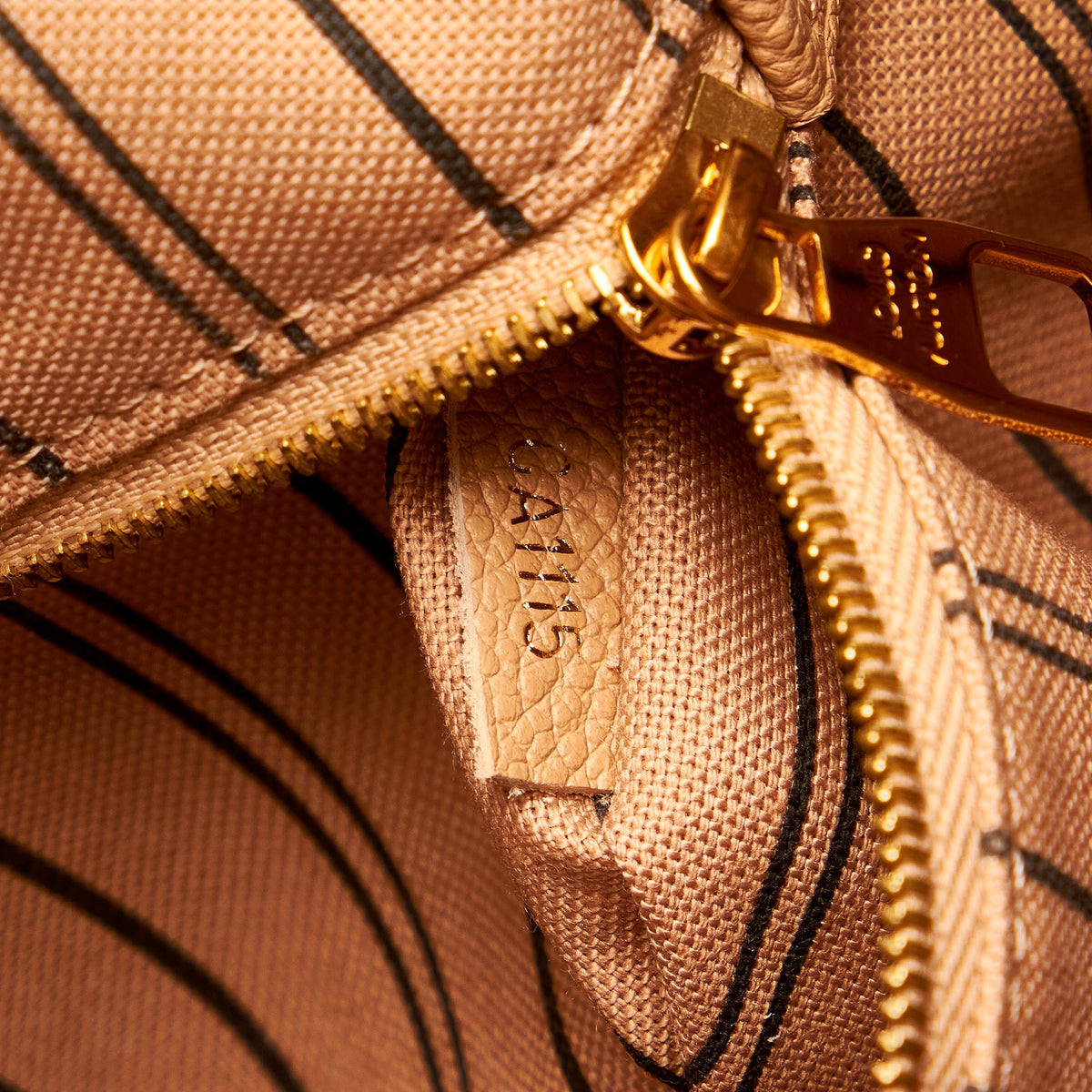 Louis Vuitton Monogram Empreinte Bagatelle - photo 8