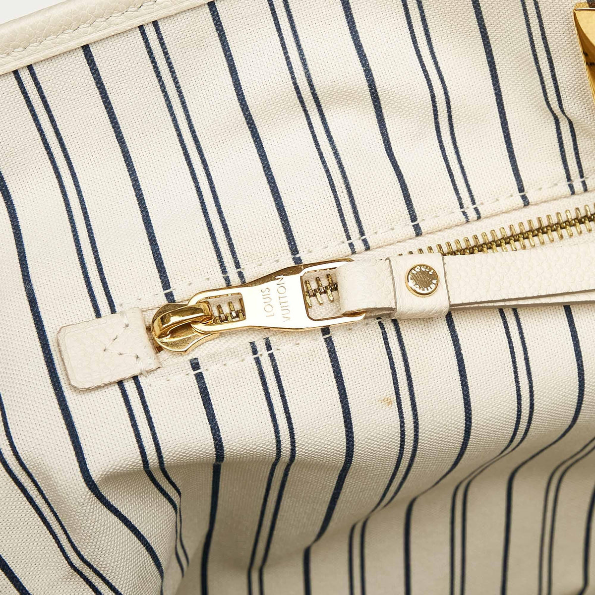 Louis Vuitton Monogram Empreinte Citadine PM - photo 9