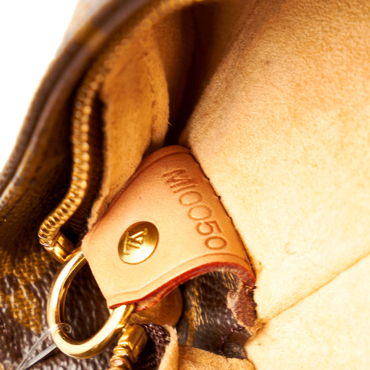 Louis Vuitton Monogram Looping GM - image 8
