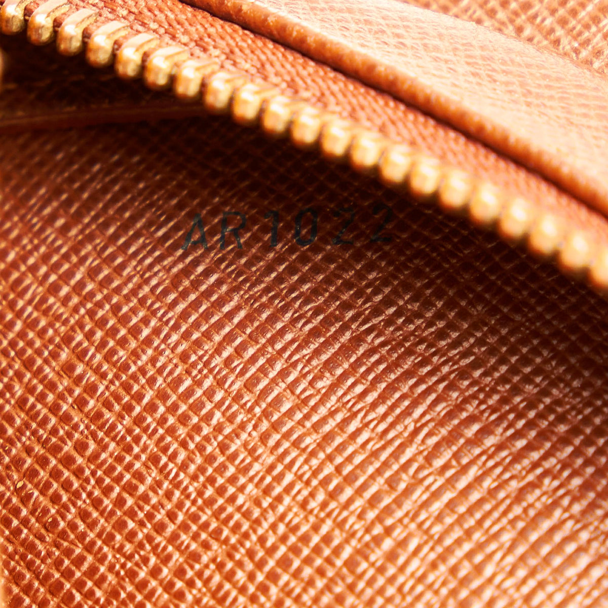 Louis Vuitton Monogram Orsay - image 8